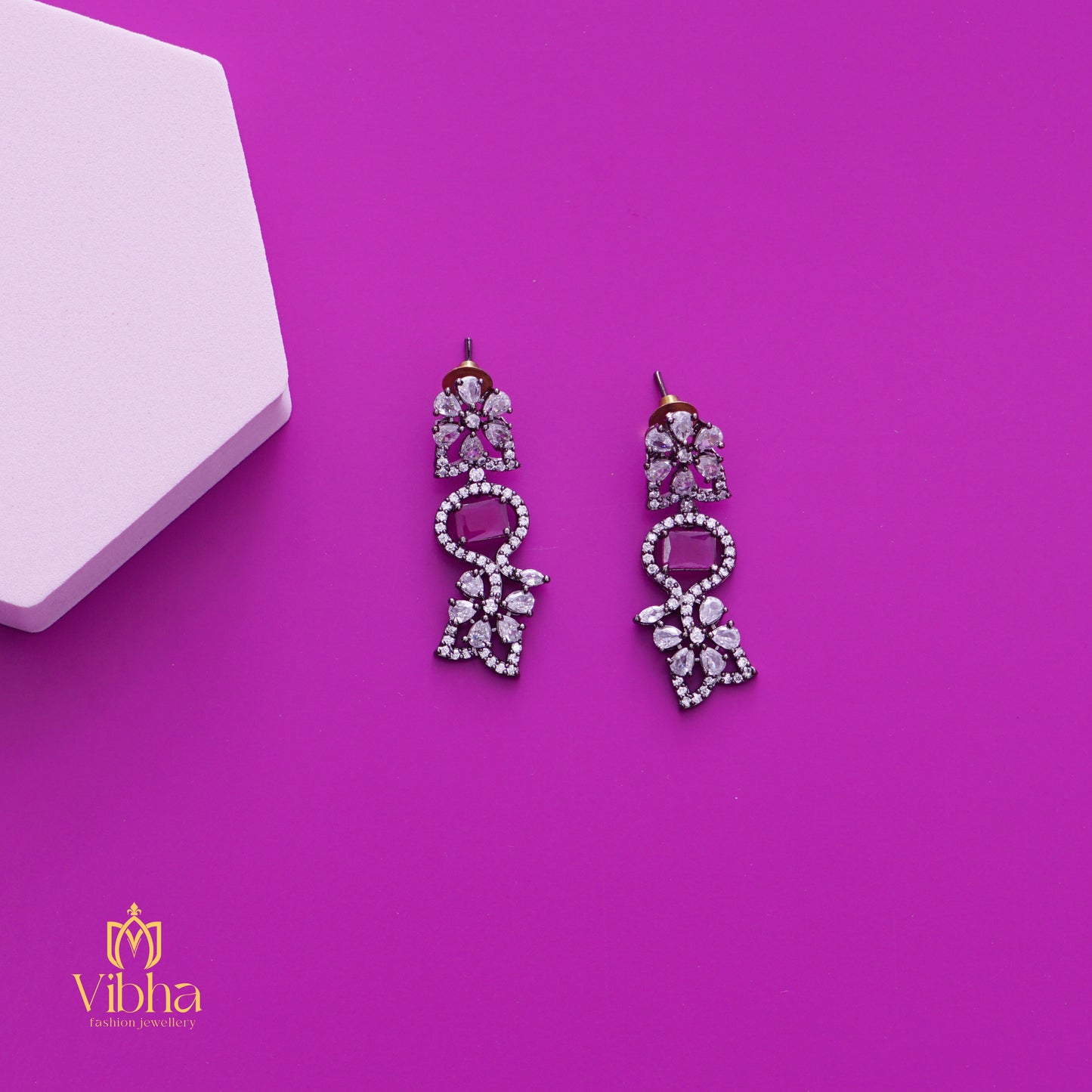 Floral Design Necklace and Earrings Set