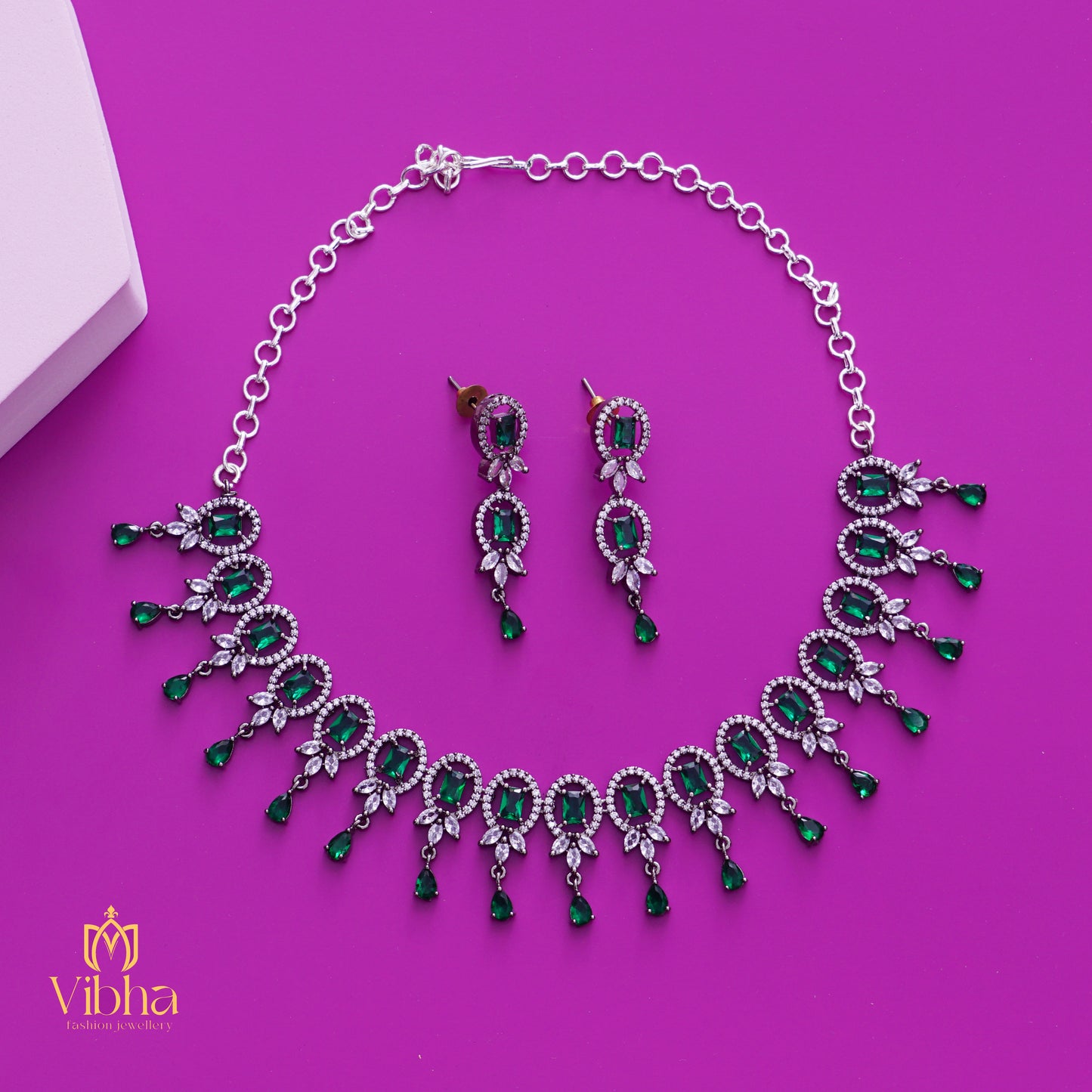 Drop Design Necklace and Earrings Set