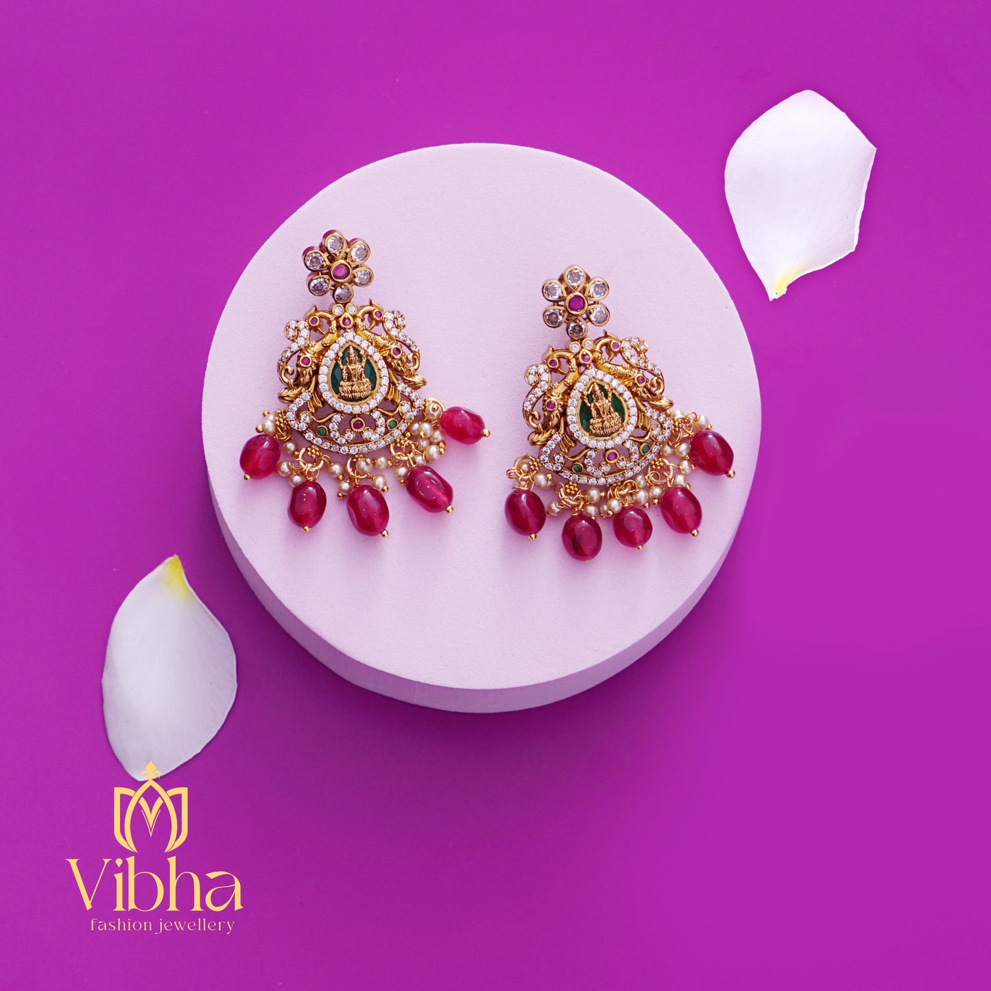 Lakshmi Devi Design Necklace and Earrings Set