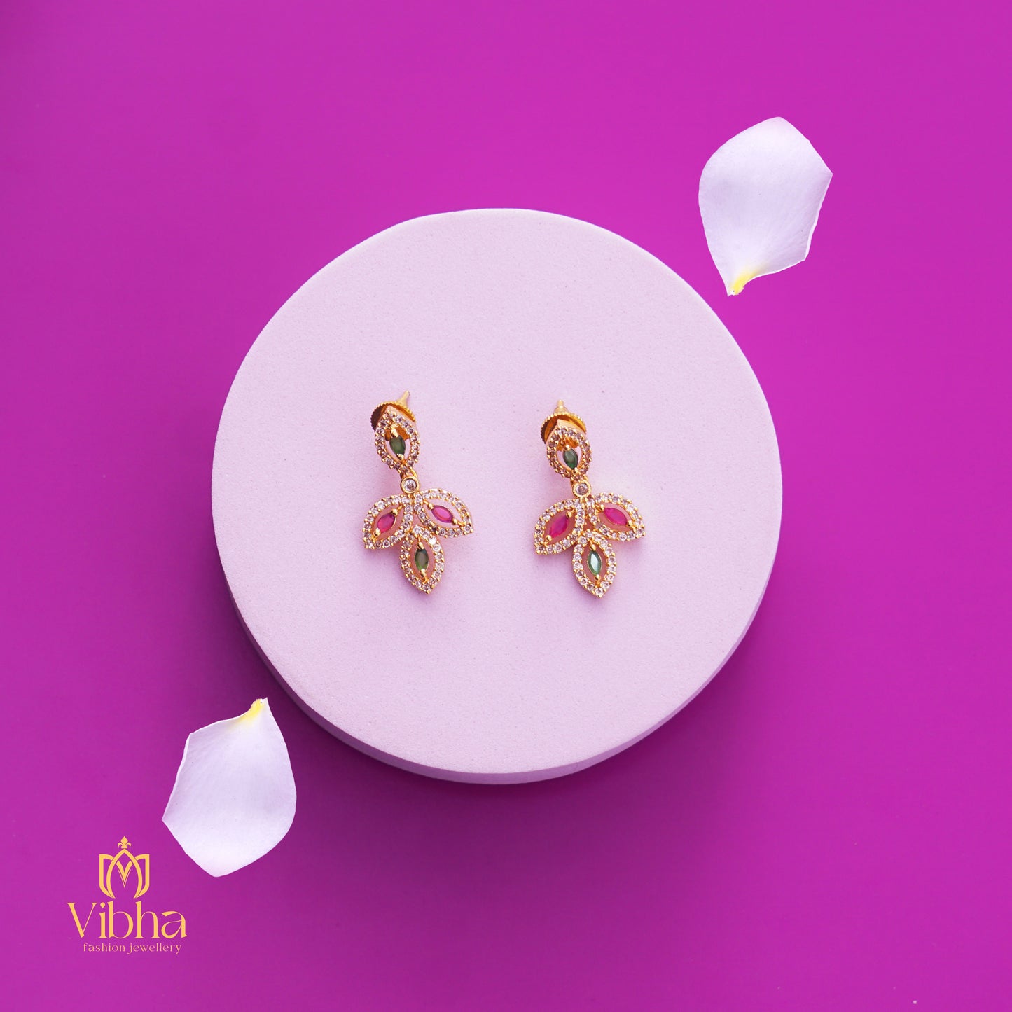 Drop Design Necklace and Earrings Set