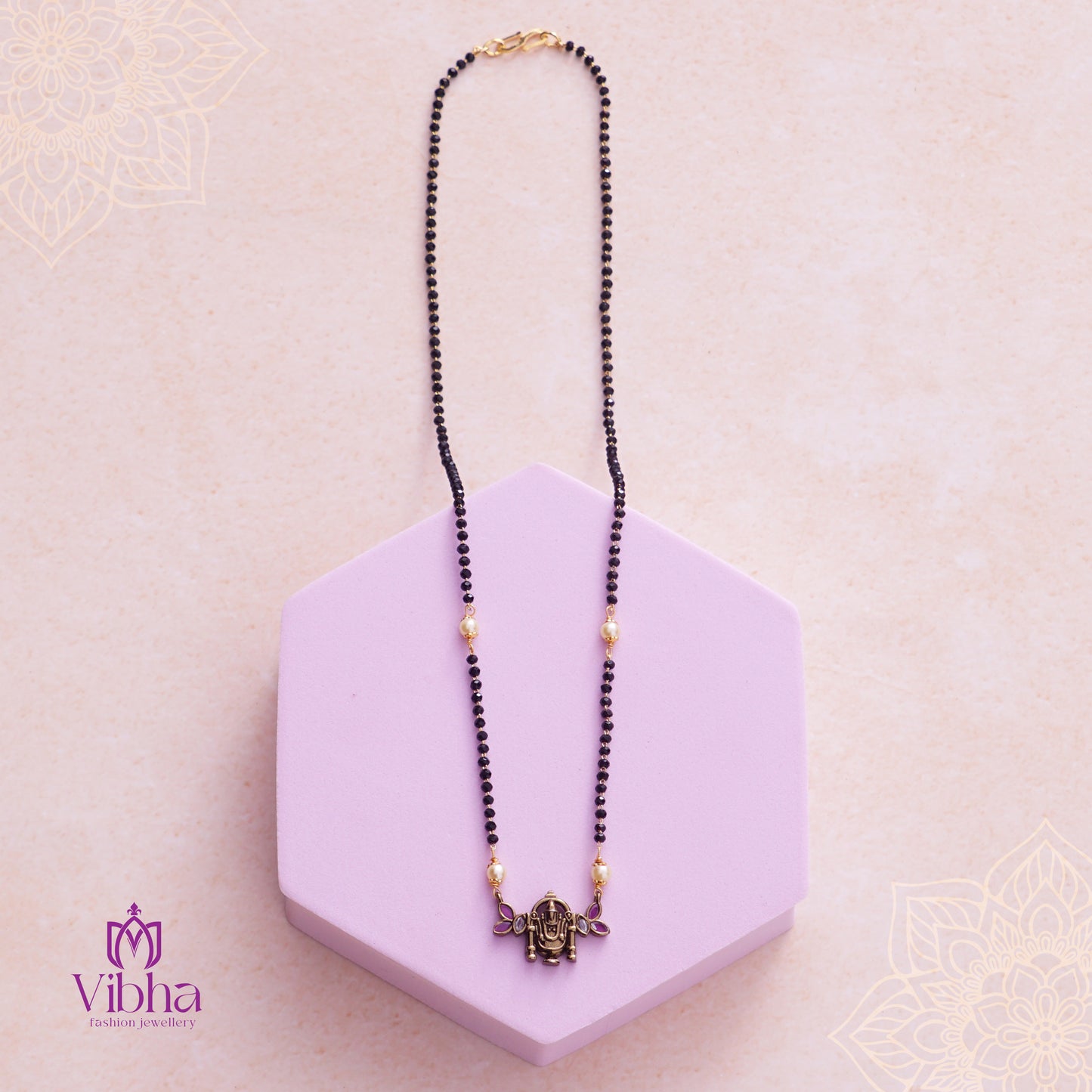 Gopuram Design Mangalsutra with Lord Venkateswara Ido