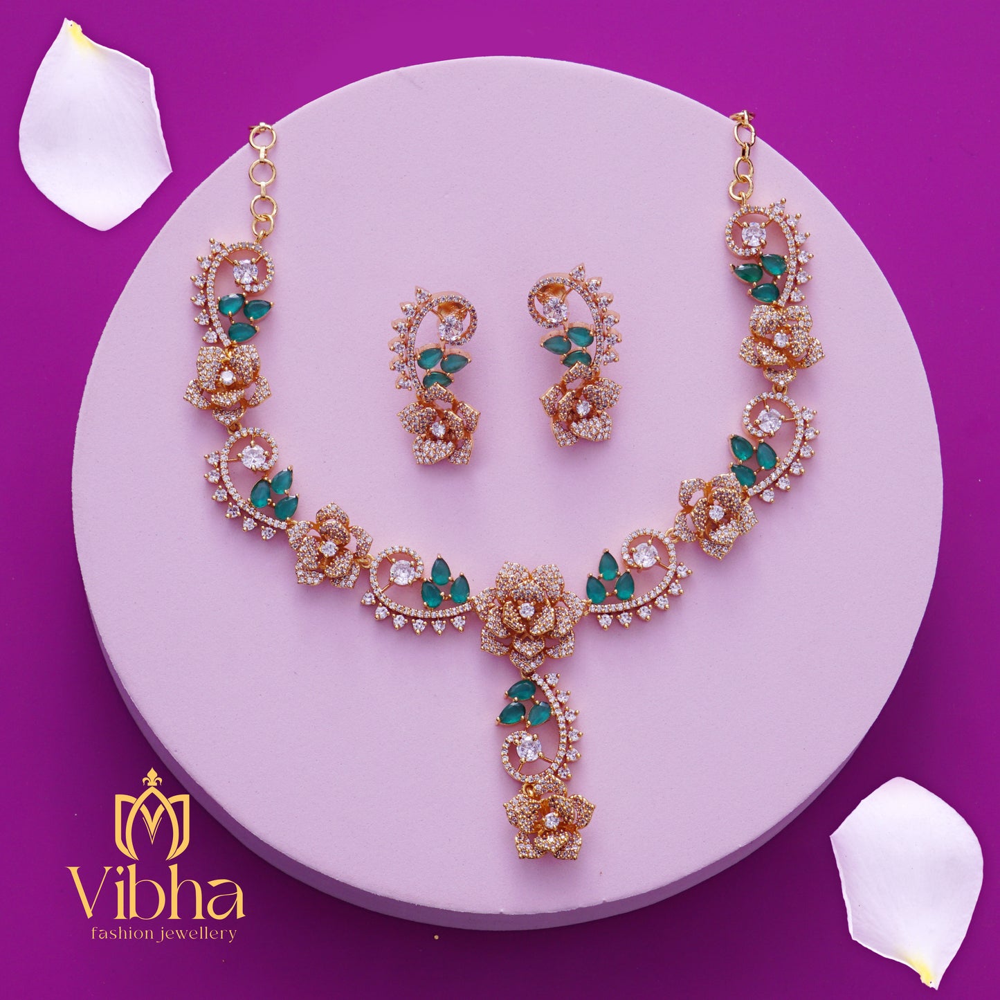 Floral Design Necklace and Earrings Set