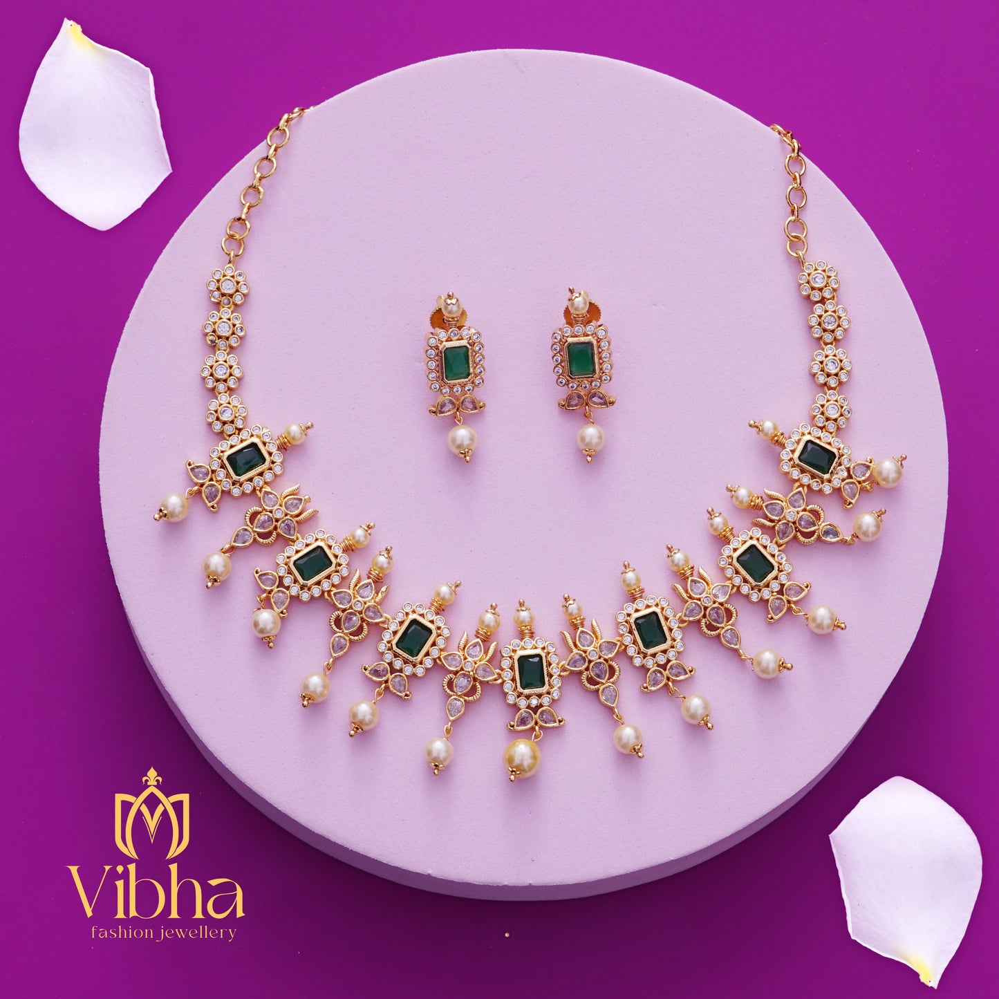 Floral Design Necklace and Ear Studs Set