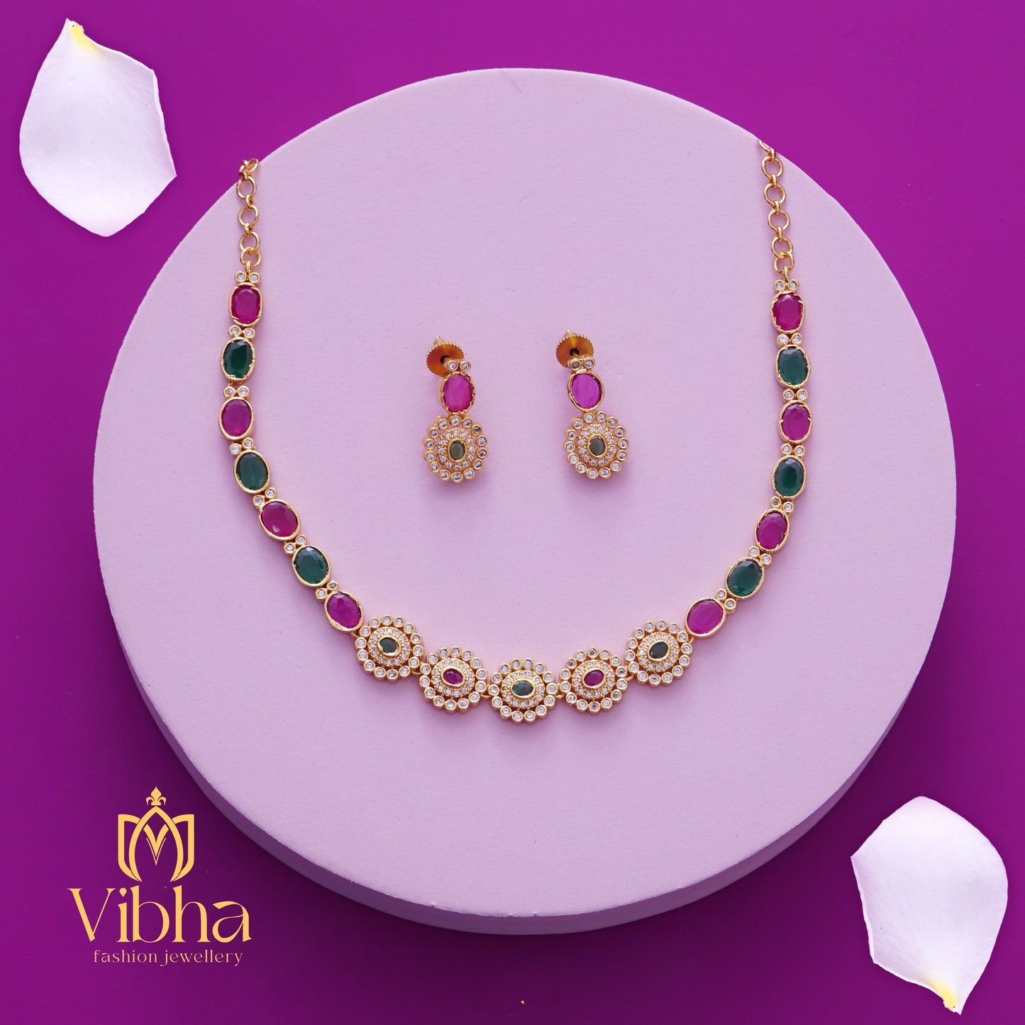 Circular Design Necklace and Ear Studs Set