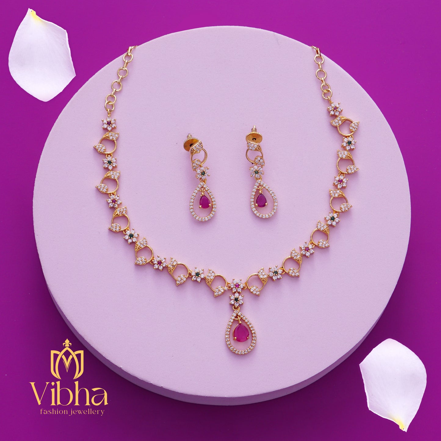 Floral Design Necklace and Earrings Set