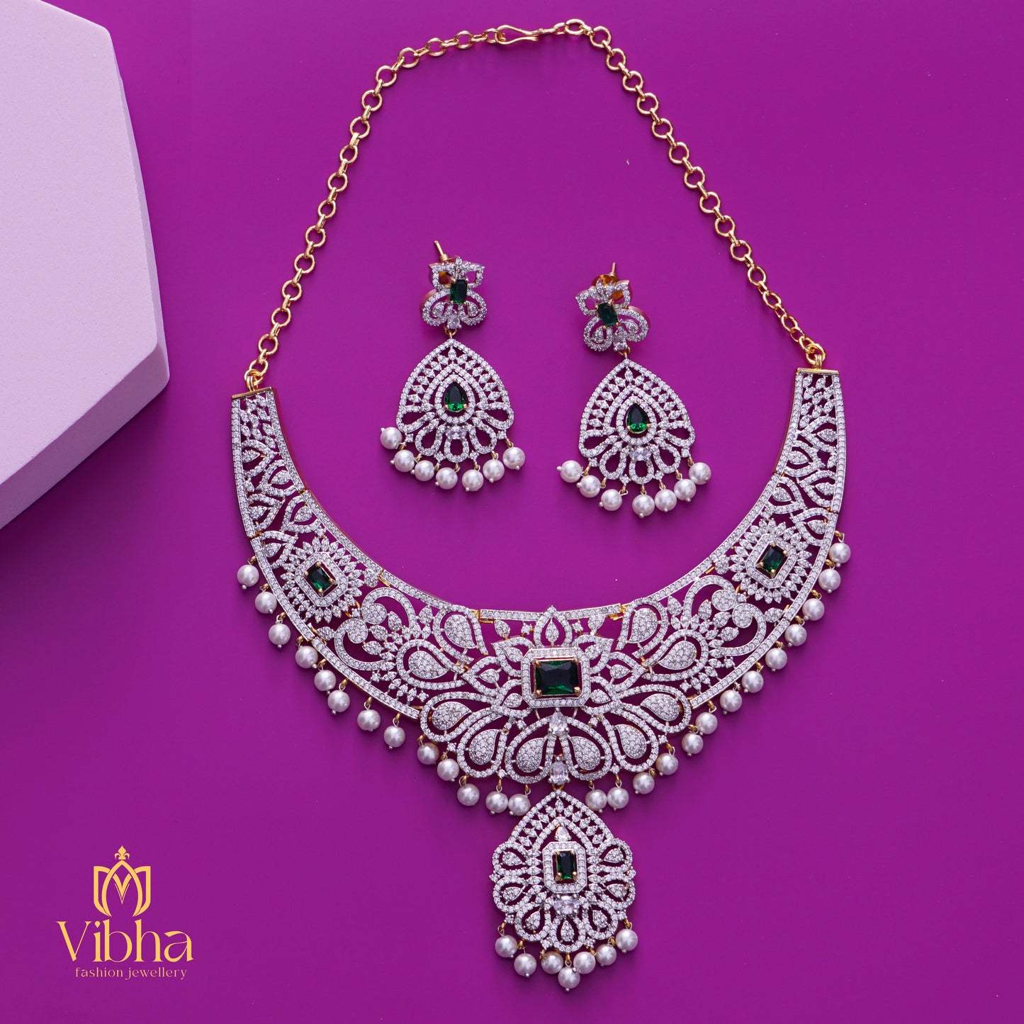 Floral Design Necklace and Earrings Set