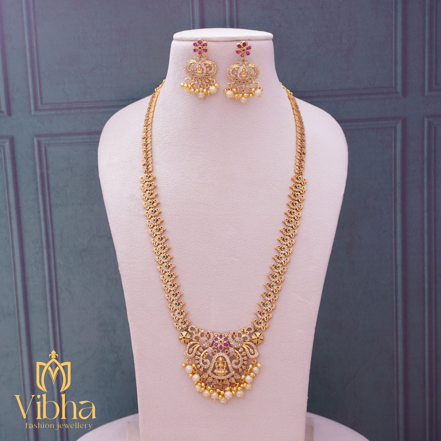 Exquisite Lakshmi Devi Haram Set