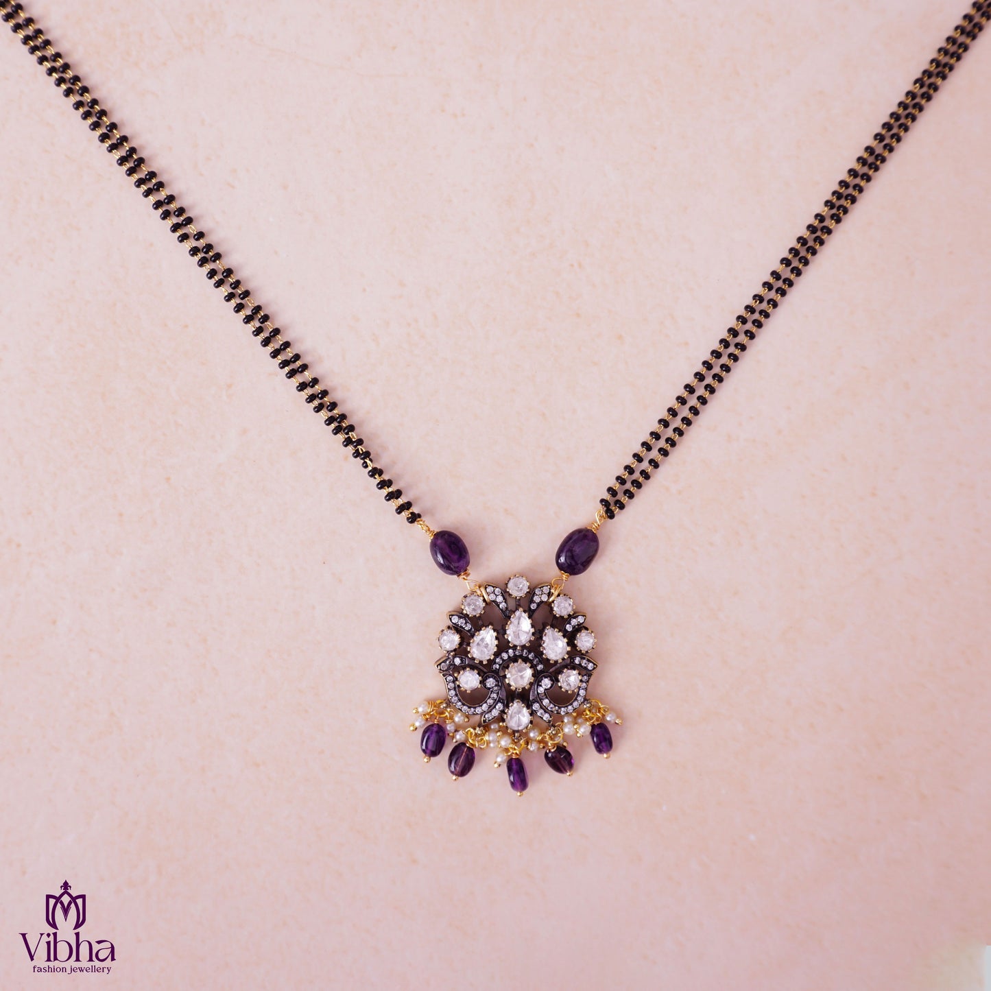 Victorian Short Black Beads Set
