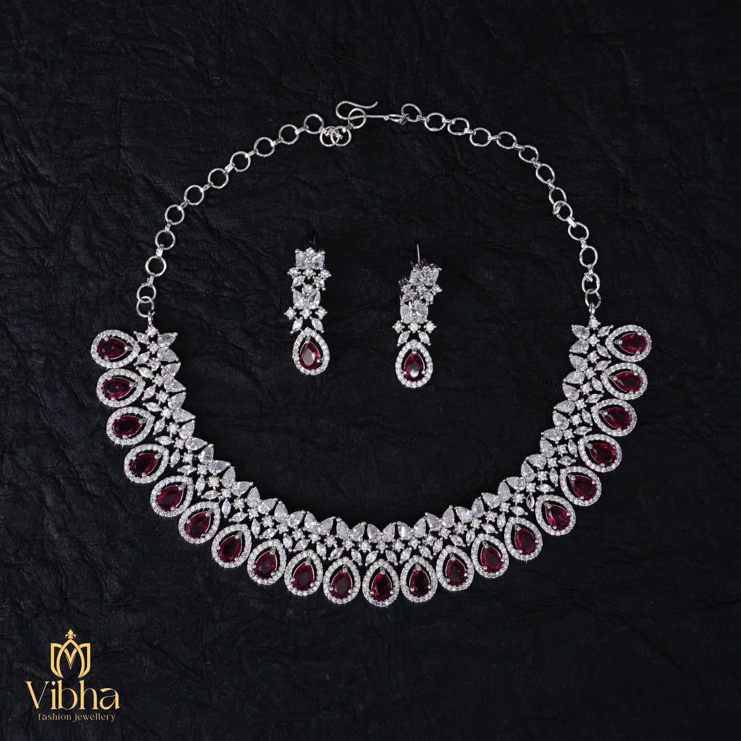 Floral Motif Drop Designed Necklace Set