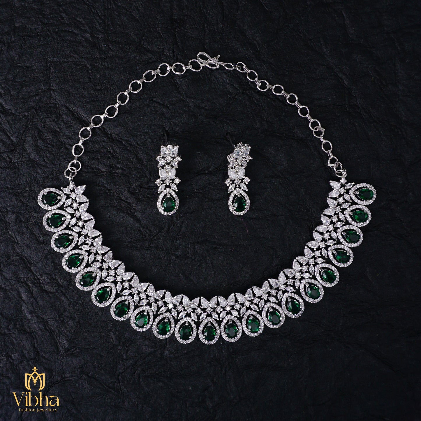 Floral Motif Drop Designed Necklace Set