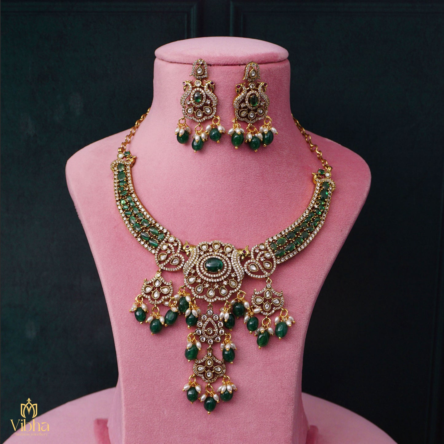 Kante Design Necklace Set