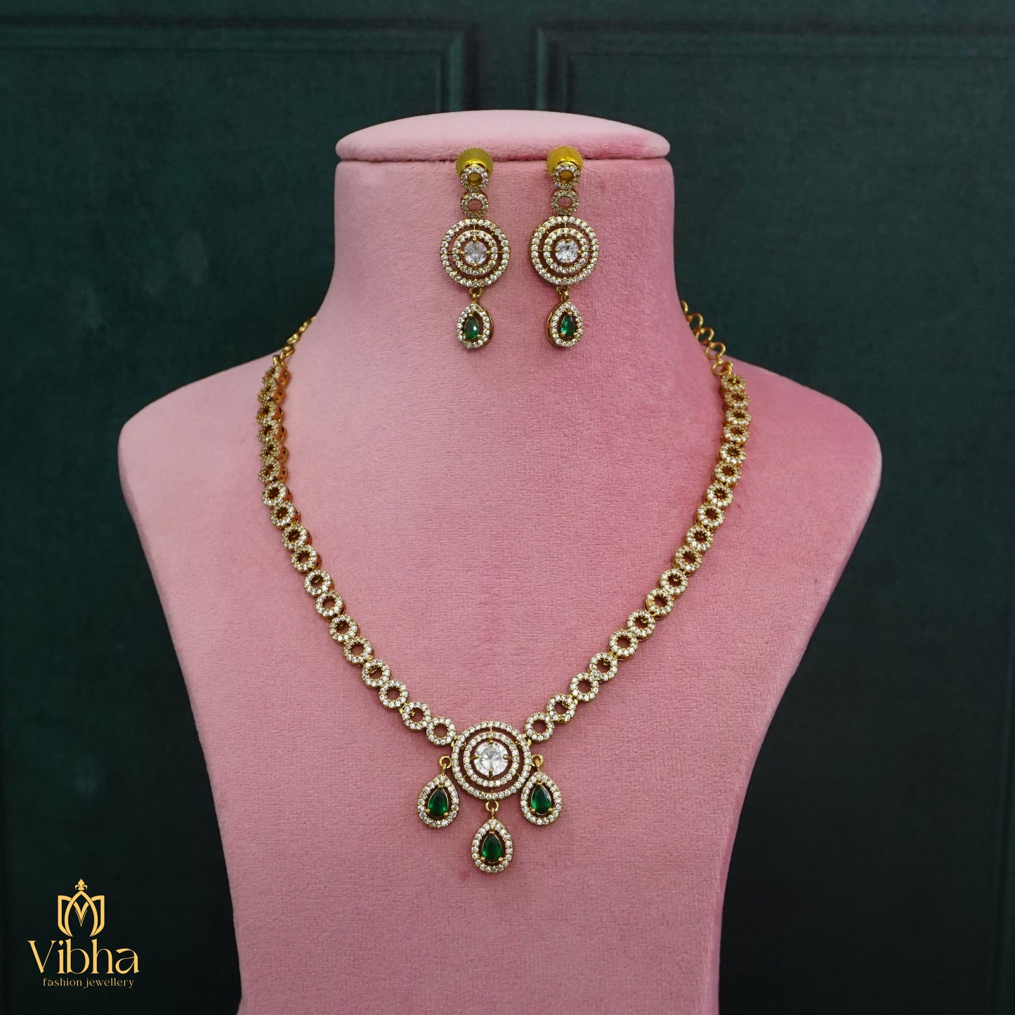 Circular Designed Mehandi Finish Necklace Set