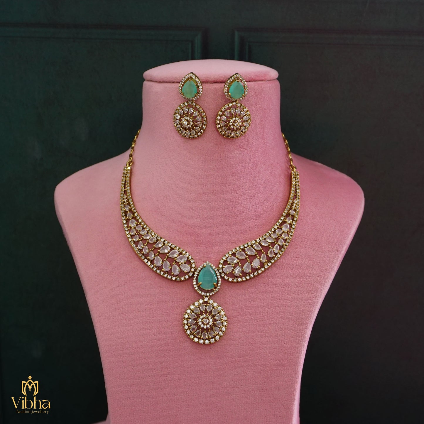 Kante Designed Mehandi Victorian Necklace Set