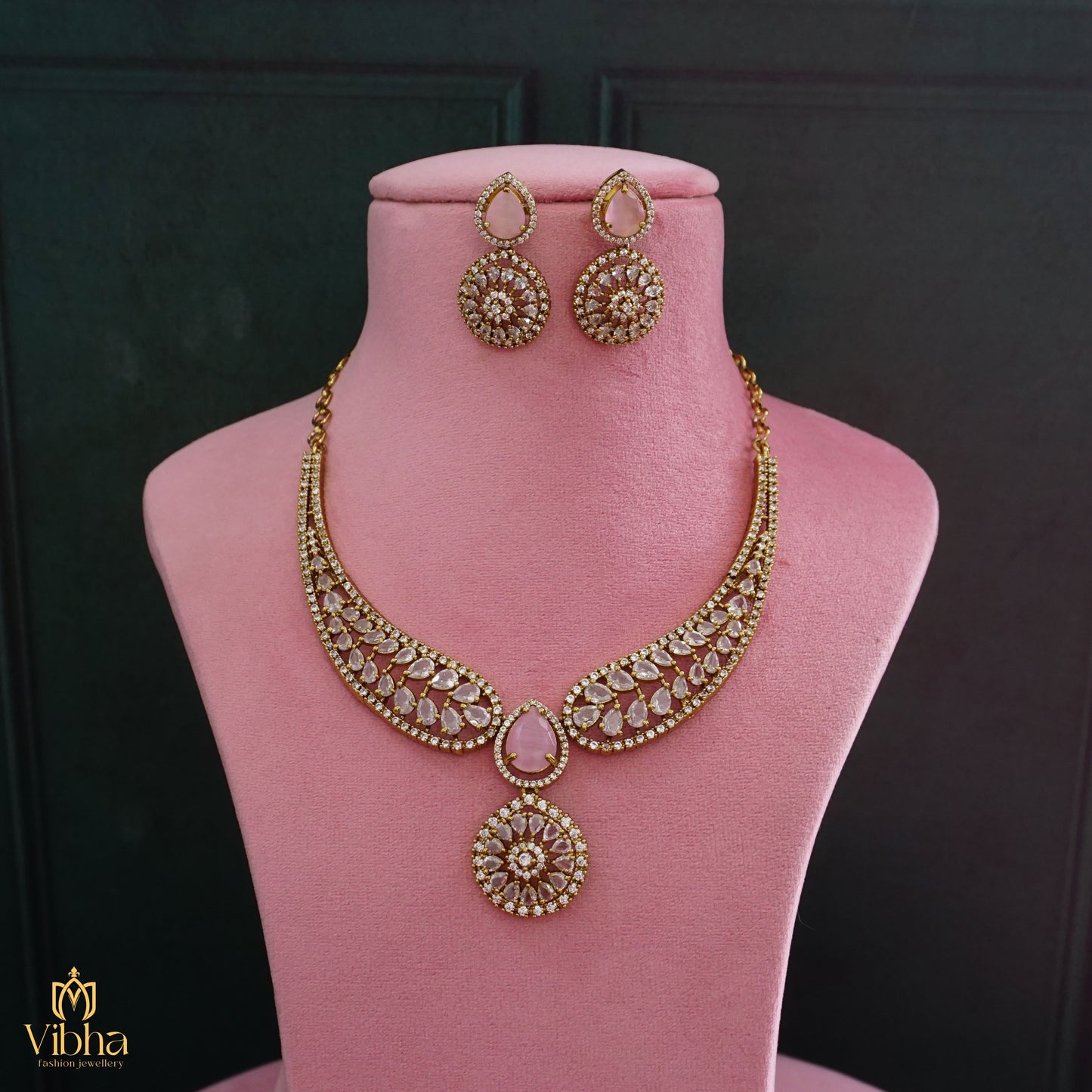 Kante Designed Mehandi Victorian Necklace Set