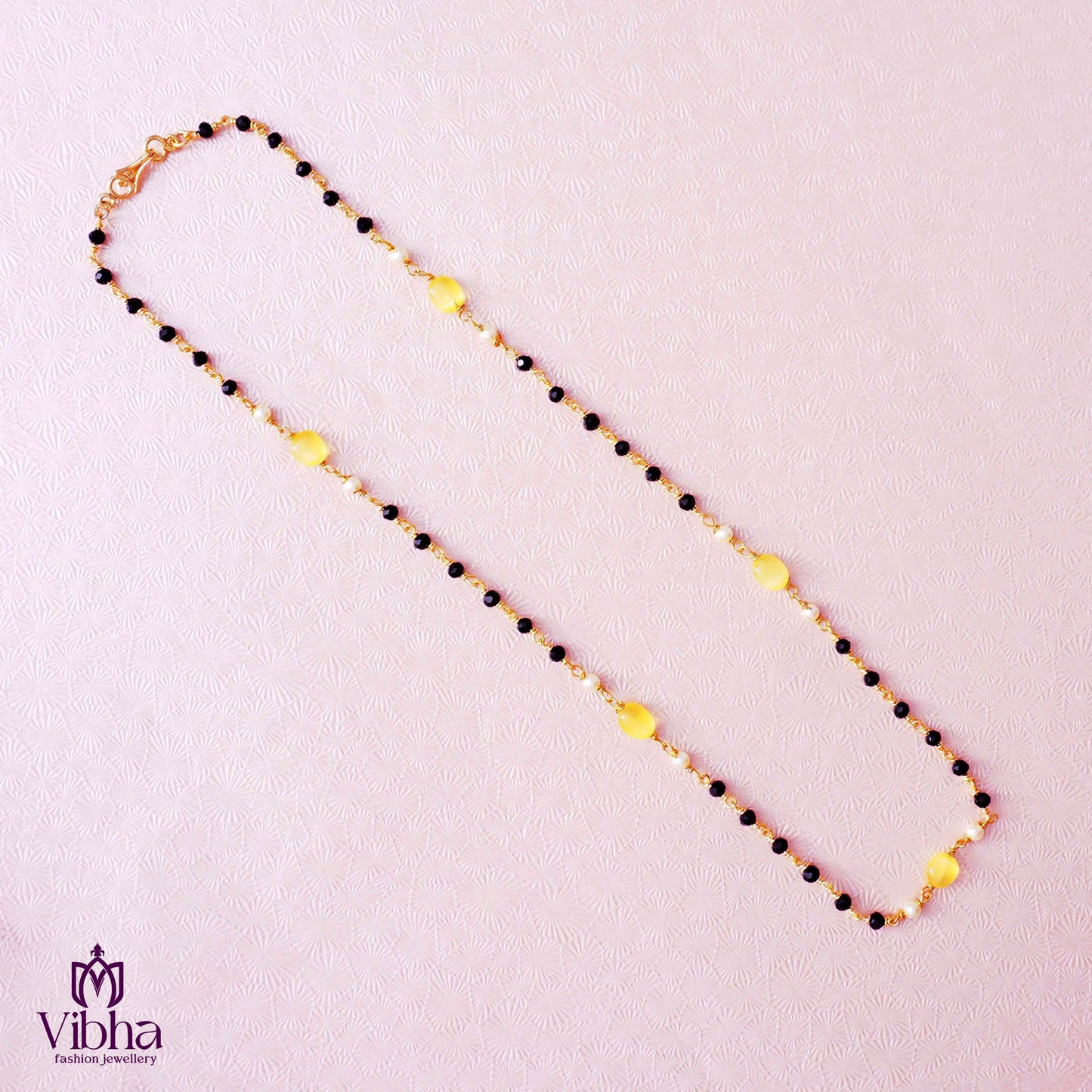 Short Black Beads Chain with Plain Mala & Monalisa Beads Design