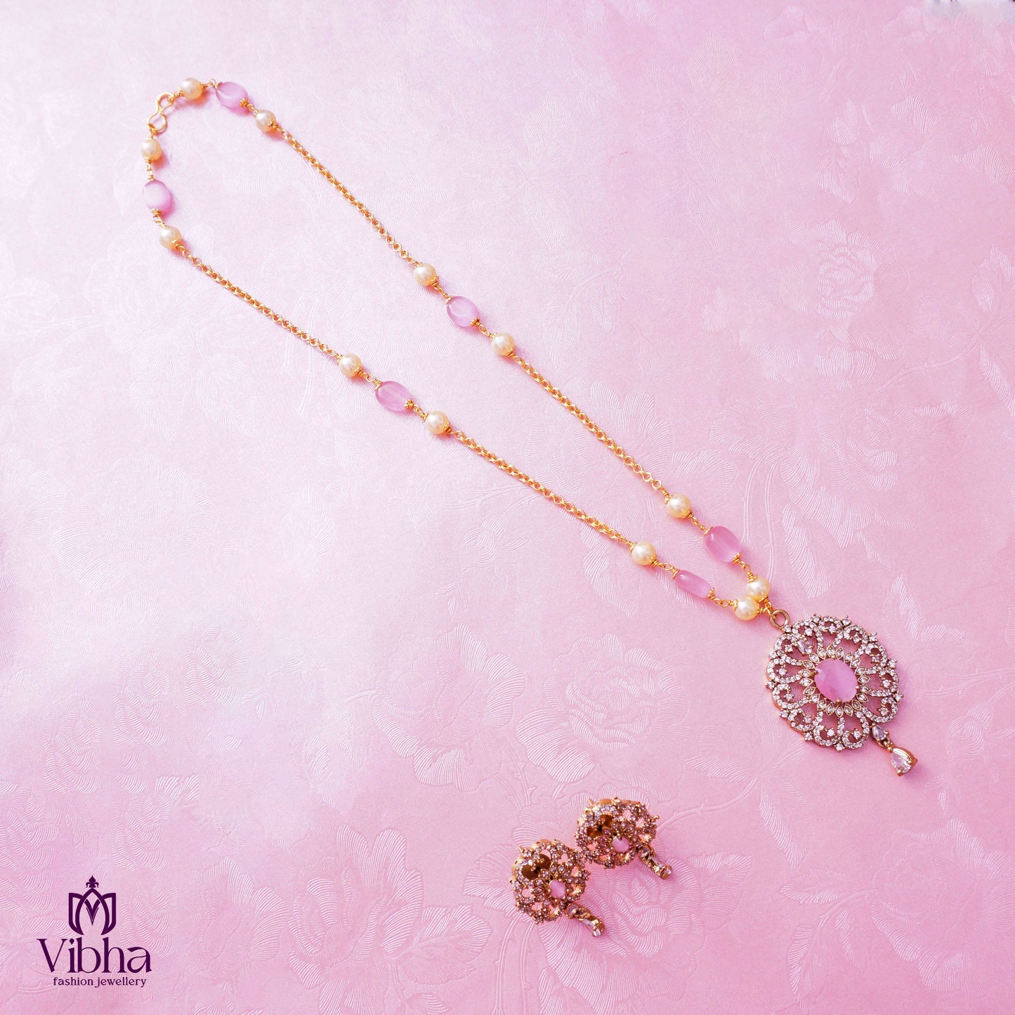 BEADS MALA WITH MEHANDI VICTORIAN PENDANT