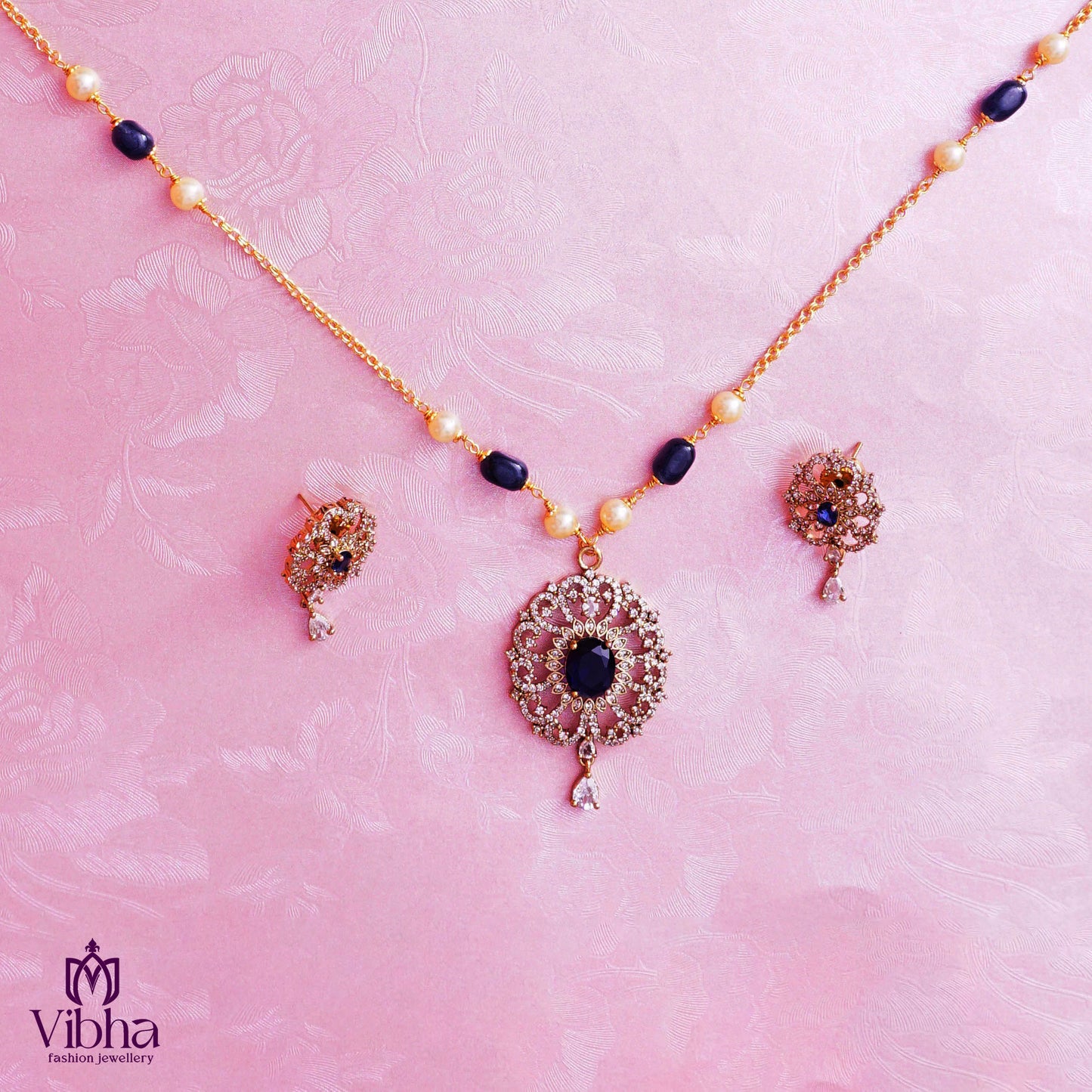 BEADS MALA WITH MEHANDI VICTORIAN PENDANT