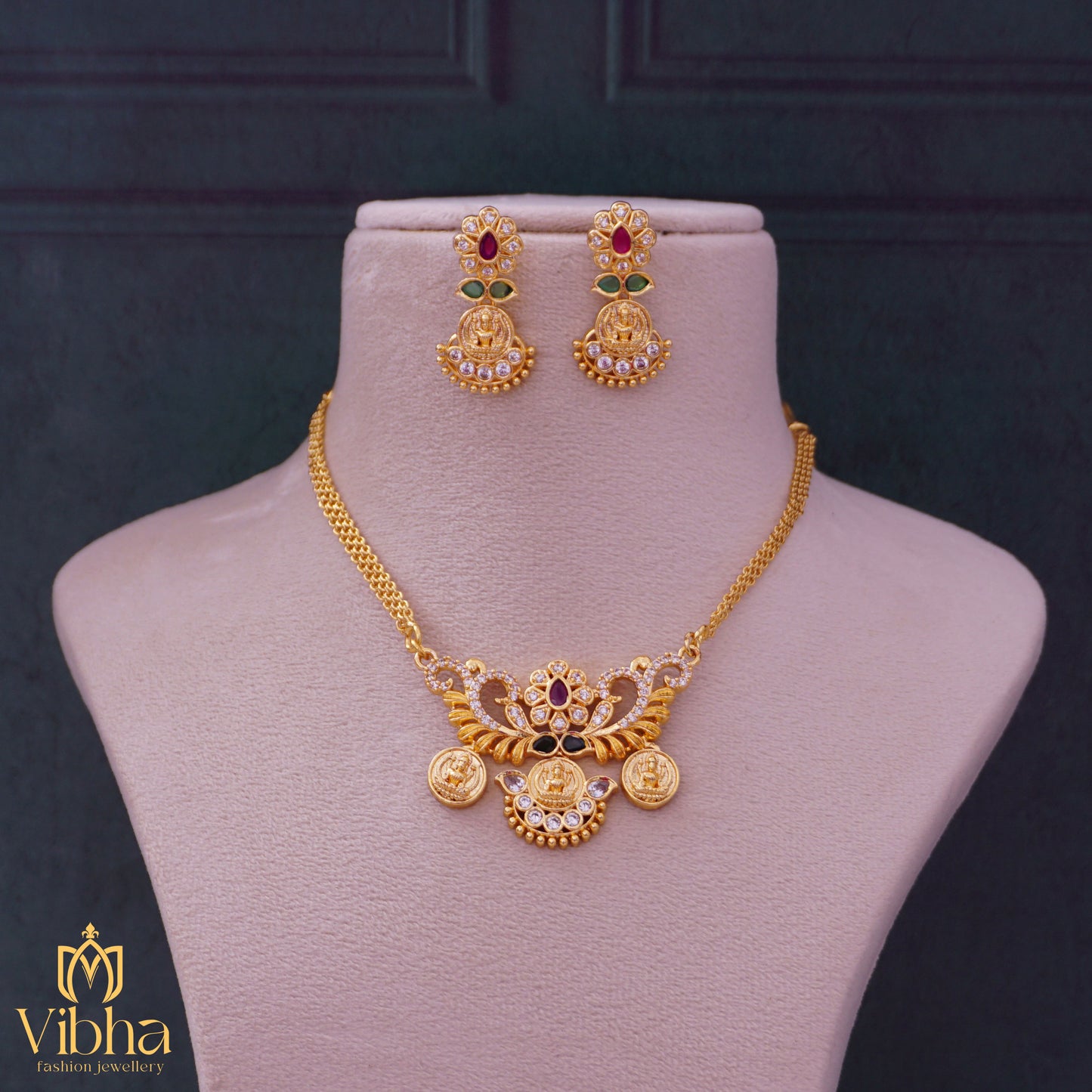 Kasu Lakshmi Devi Choker Set