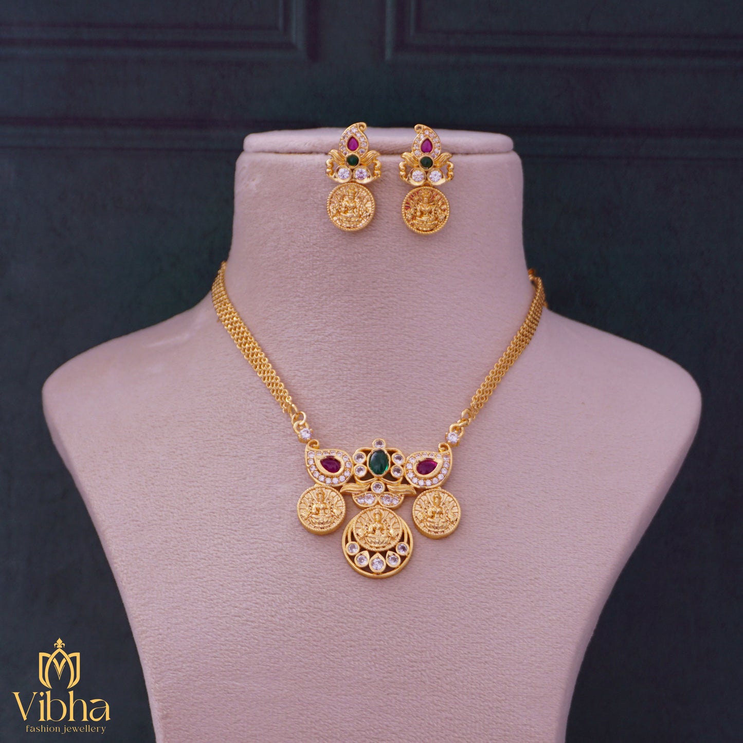 Kasu Lakshmi Devi Choker Set