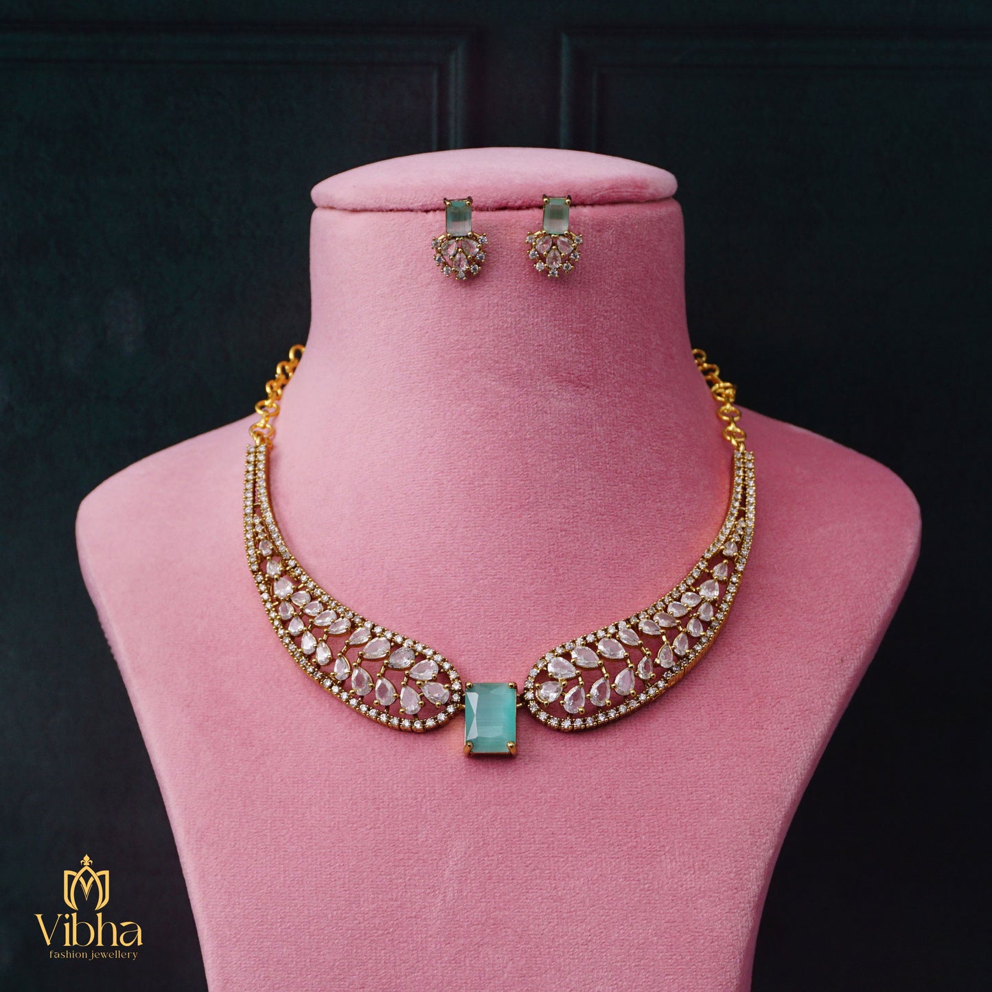 Leafy Designed Kante Model Necklace Set