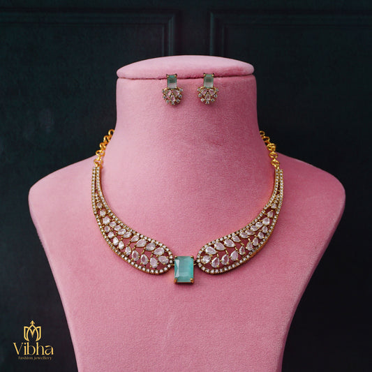 Leafy Designed Kante Model Necklace Set