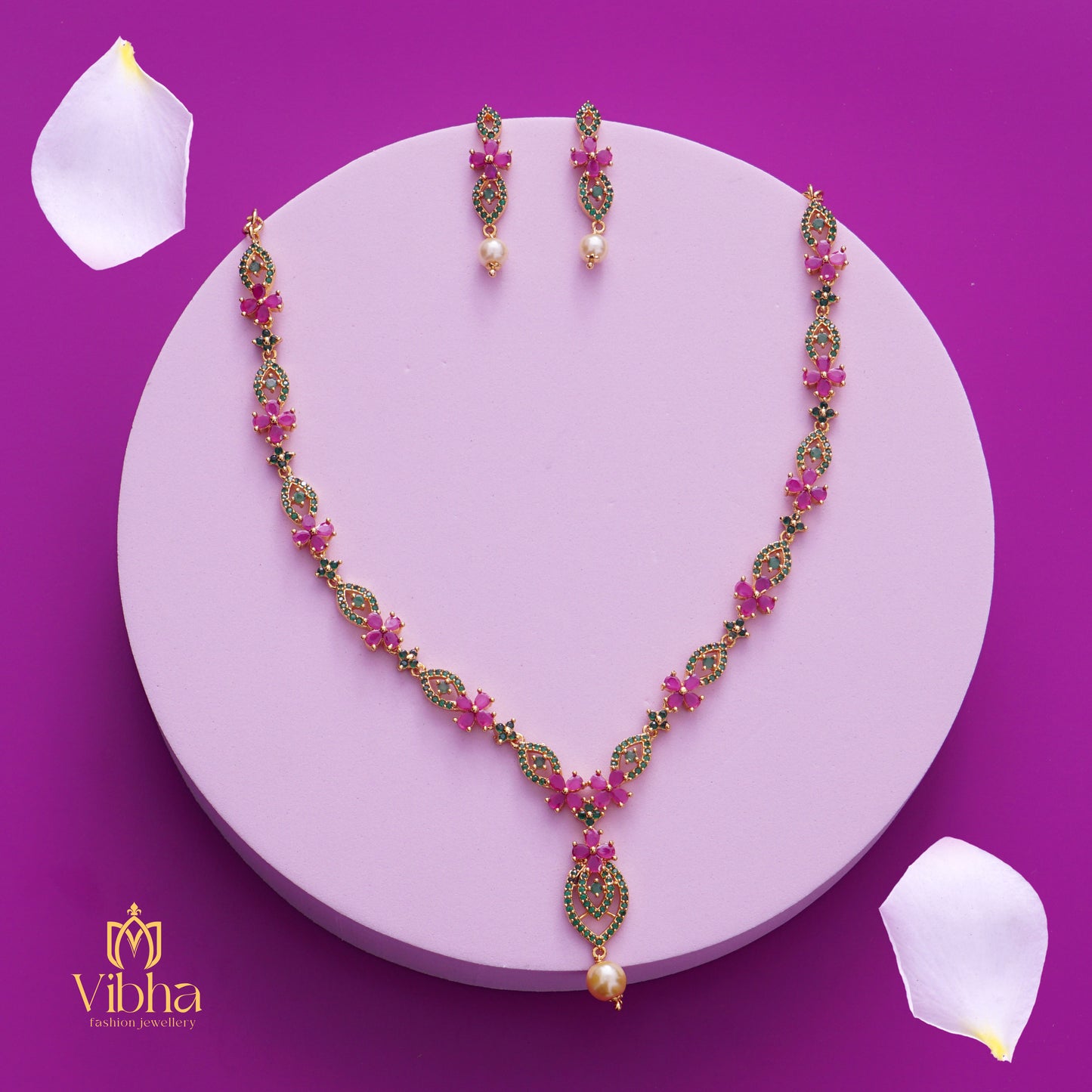 Floral Design Necklace and Earrings Set