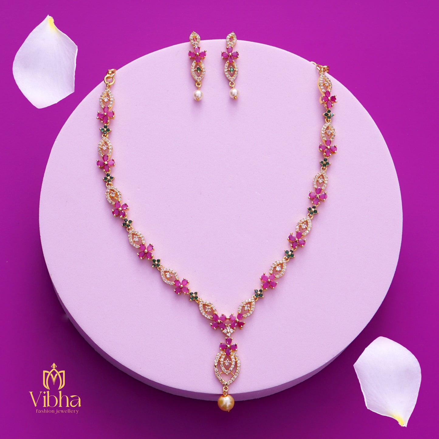 Floral Design Necklace and Earrings Set