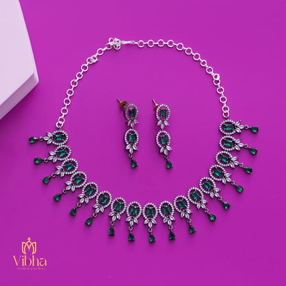 Drop Design Necklace and Earrings Set
