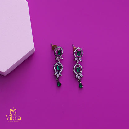 Drop Design Necklace and Earrings Set