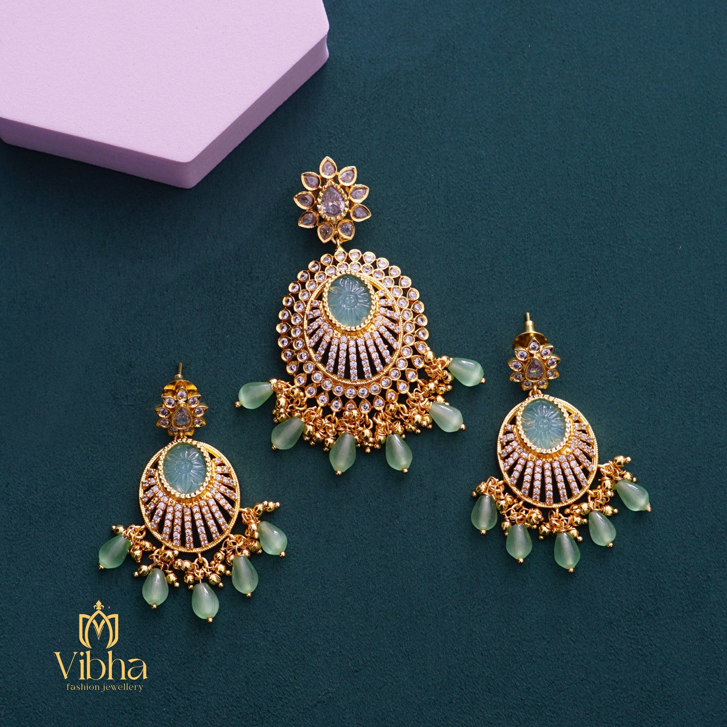 Oval Design Pendant and Earrings Set