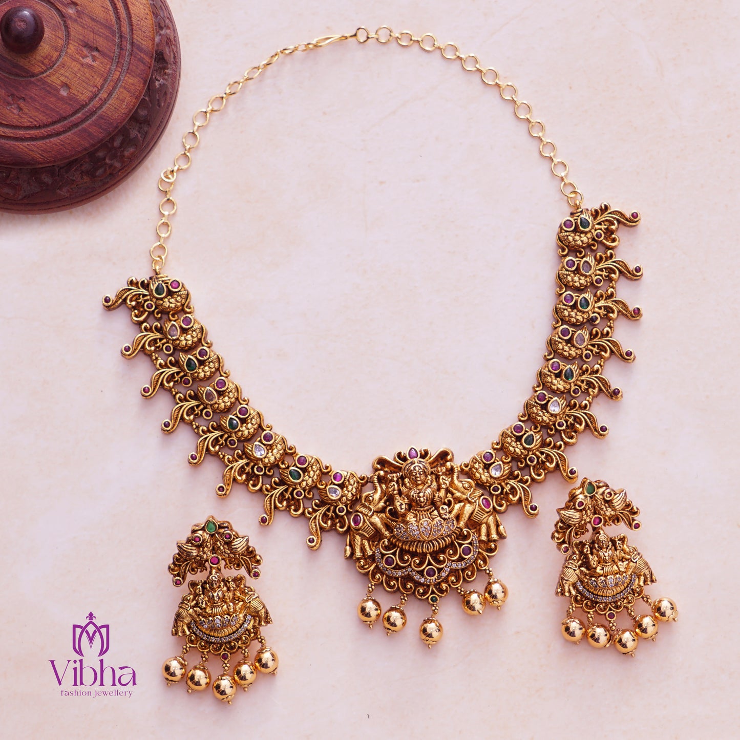 Gaja Lakshmi Necklace and Earrings Set