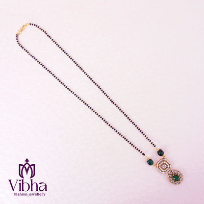 Short Black Beads Chain with Spherical Design & Leafy Motif