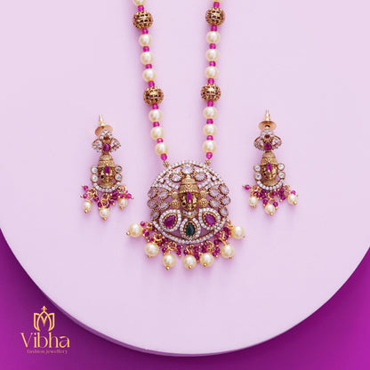 Circular Design pearl Mala and Earrings Set