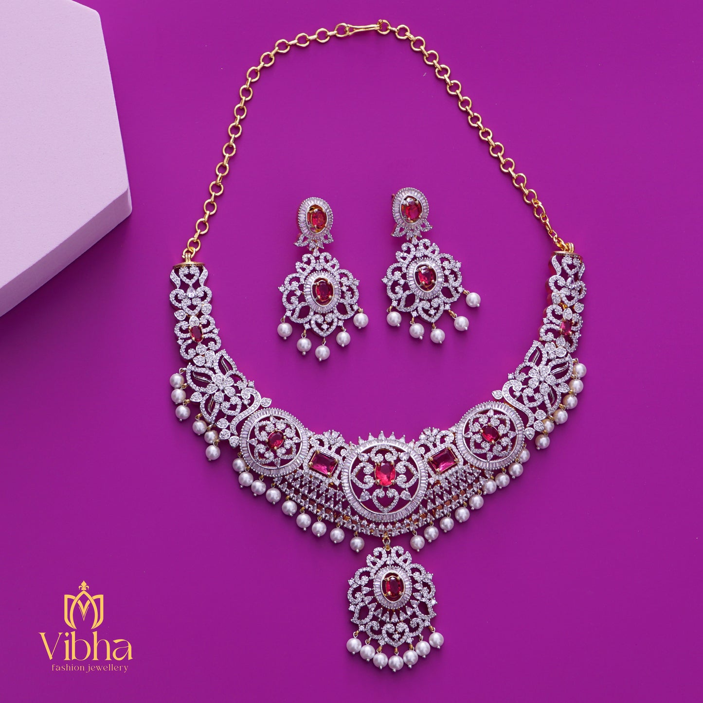 Elegant Necklace and Earrings Set