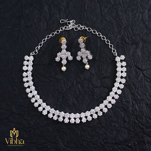 Floral Designed Silver Finish Necklace Set