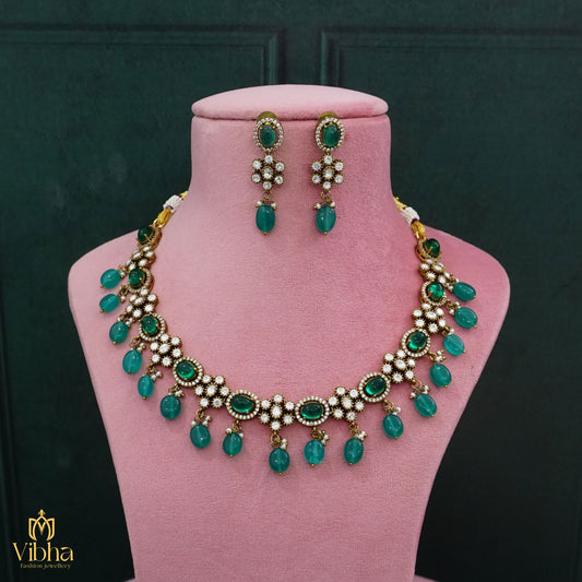 Floral Designed Victorian Necklace Set