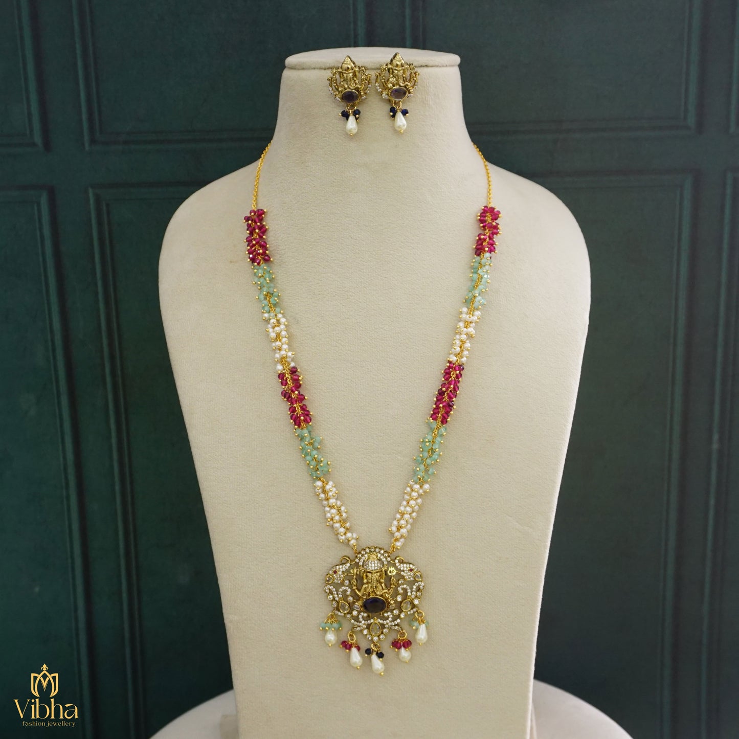 Beads Chain Haram with Lord Ganesh Mehandi Victorian Pendant