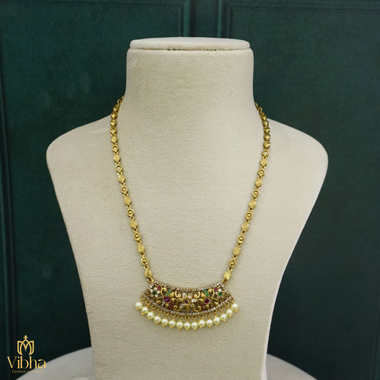 Kids Short Chain with Heavy Floral Pendant