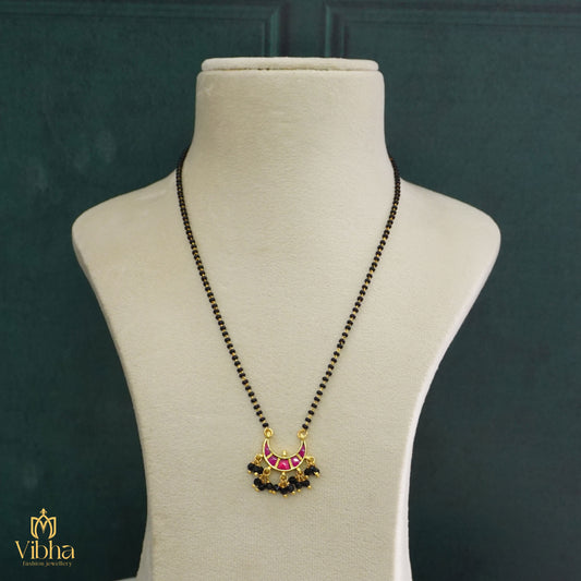 Short Black Beads with Half Moon Jadau Kundan Pendant