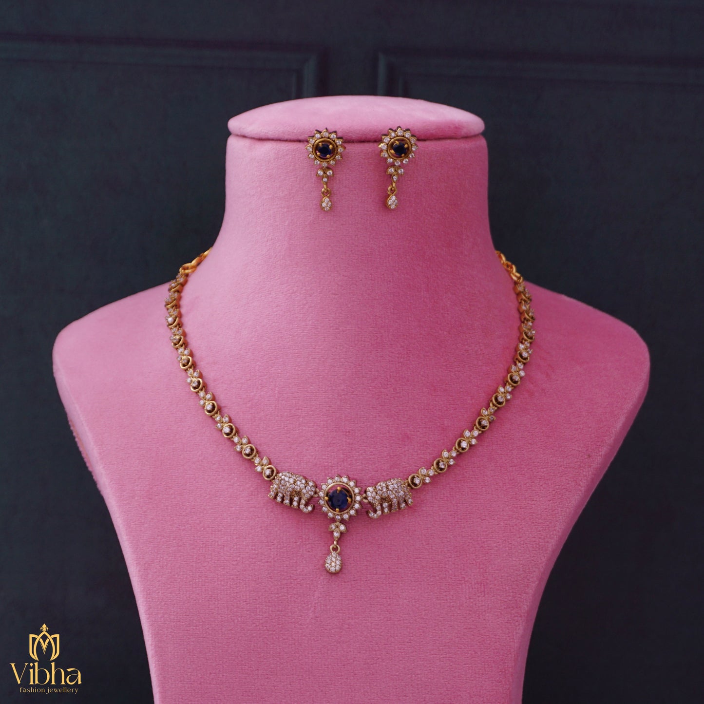 Elephant Designed Stone Changeable Necklace Set