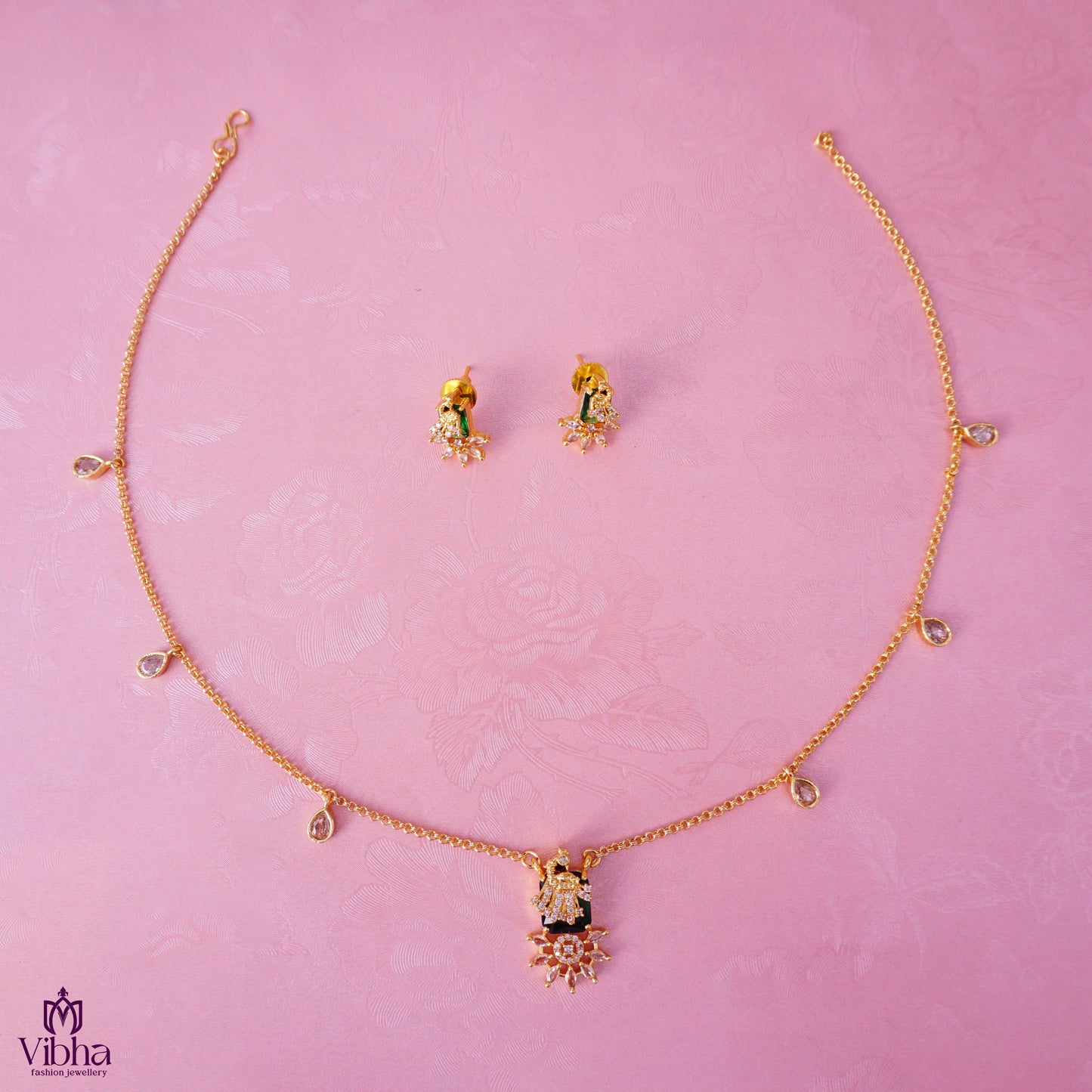 Minimal Necklace with CZ Bit Chain