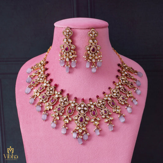 Floral Design Necklace Set